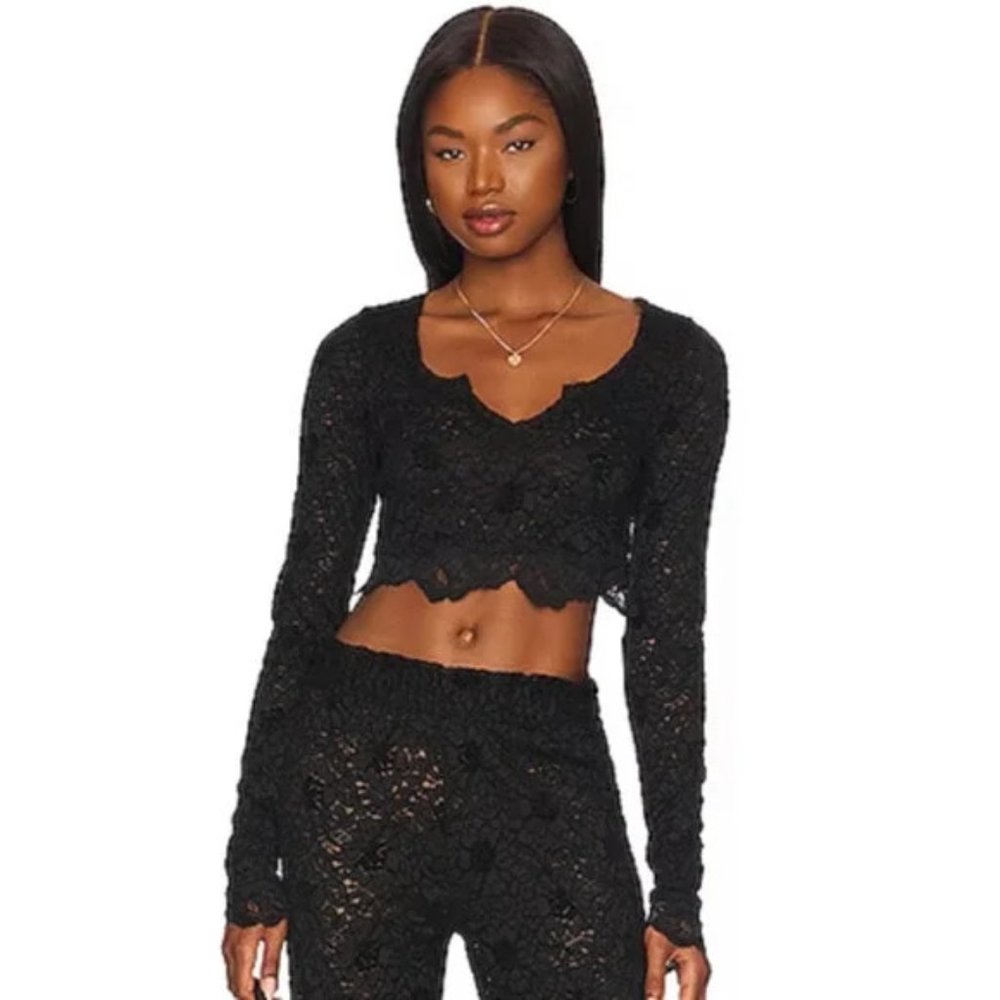 Free People Intimately Cloud Ride Floral Lace Long Sleeve Crop Top Black Large
